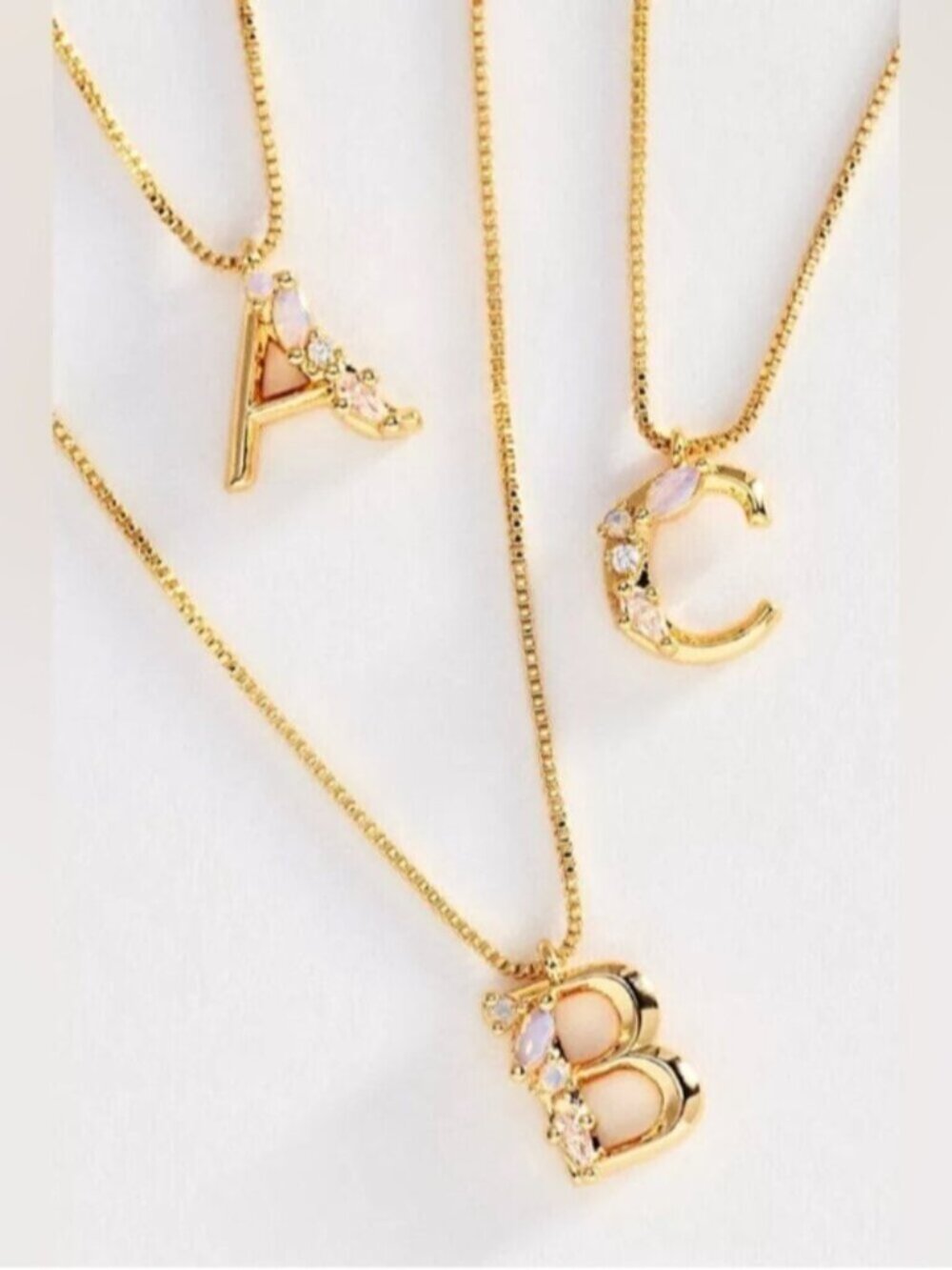 NWT Letter T - Anthropologie Crystal Initial Necklace letter T (US$ 48)